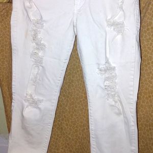 American Eagle size 12 White Cropped Jegging Super Stretch Jeans